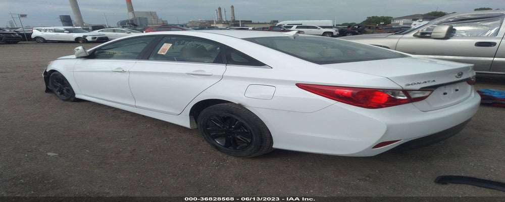 5NPEB4AC6EH897657 2014 HYUNDAI SONATA photo no. 3