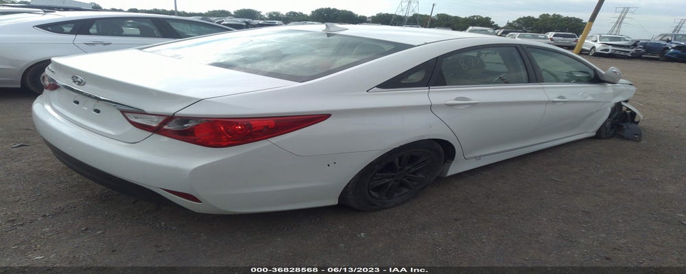 5NPEB4AC6EH897657 2014 HYUNDAI SONATA photo no. 4