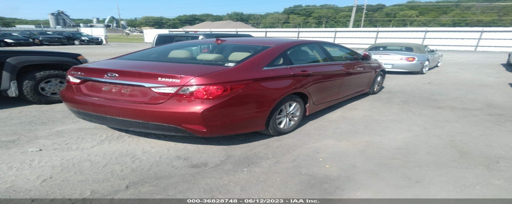 5NPEB4AC3EH817313 2014 HYUNDAI SONATA photo no. 4