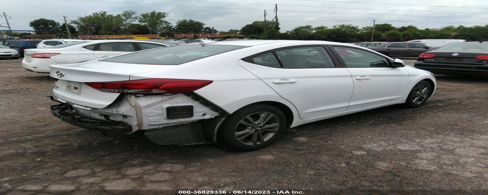 5NPD84LF1HH007765 2017 HYUNDAI ELANTRA photo no. 4