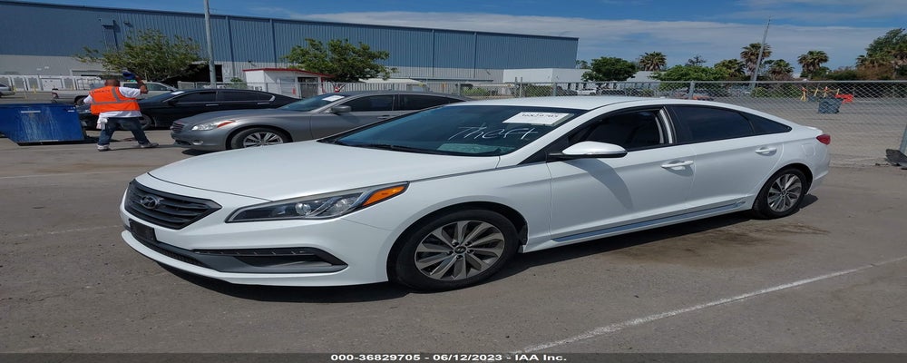 5NPE34AF2GH397862 2016 HYUNDAI SONATA photo no. 2