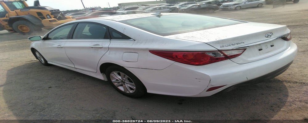 5NPEB4AC2EH942304 2014 HYUNDAI SONATA photo no. 3