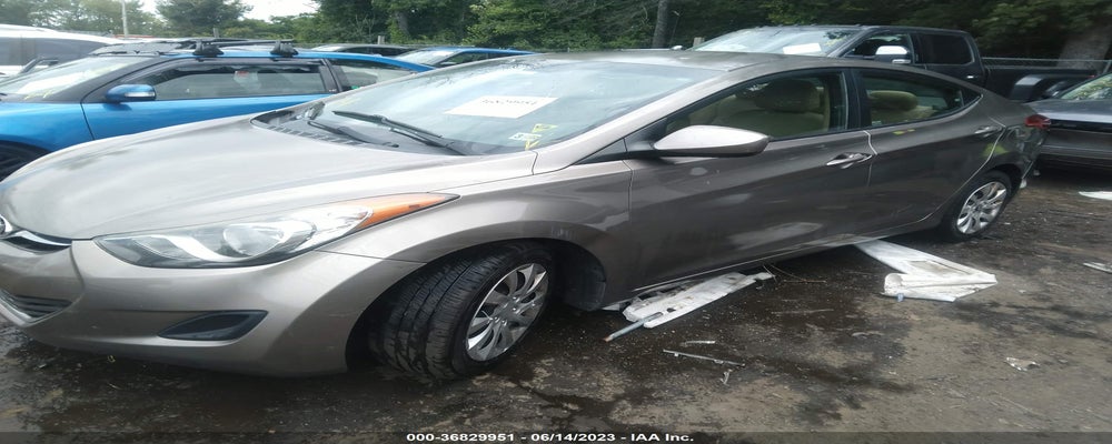 5NPDH4AE1DH231364 2013 HYUNDAI ELANTRA photo no. 2