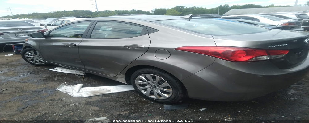 5NPDH4AE1DH231364 2013 HYUNDAI ELANTRA photo no. 3