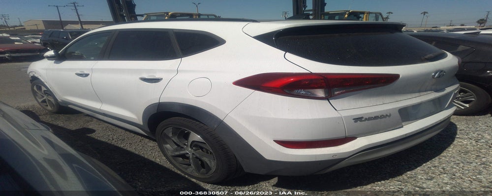 KM8J33A21HU590433 2017 HYUNDAI TUCSON photo no. 3