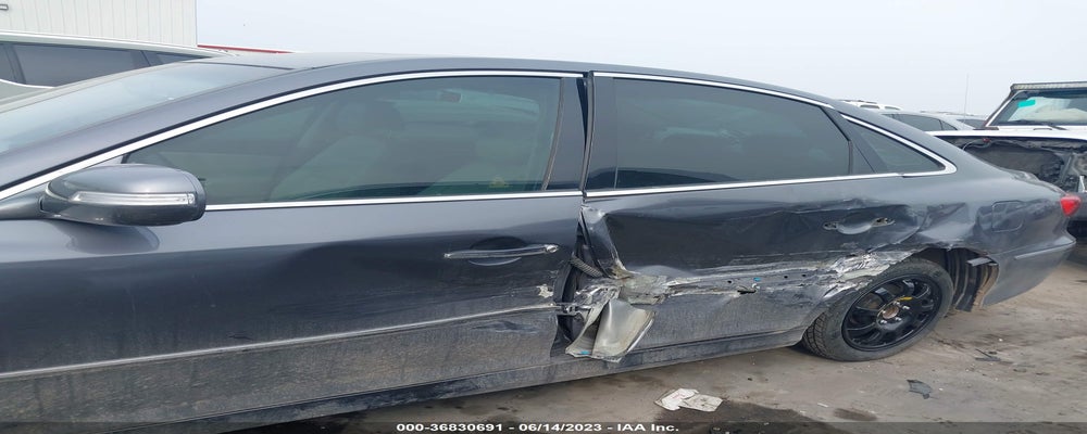 KMHFC4DF3BA559445 2011 HYUNDAI AZERA photo no. 6