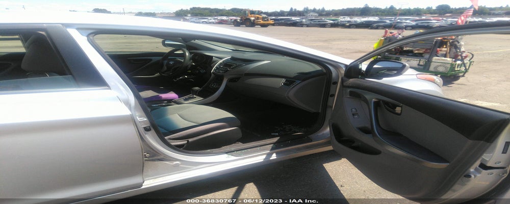 5NPDH4AE8DH417712 2013 HYUNDAI ELANTRA photo no. 5