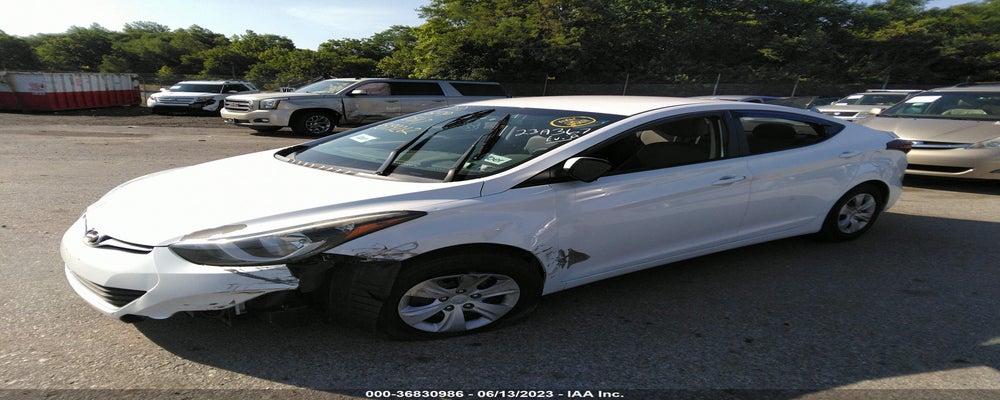 5NPDH4AE8GH748066 2016 HYUNDAI ELANTRA photo no. 2
