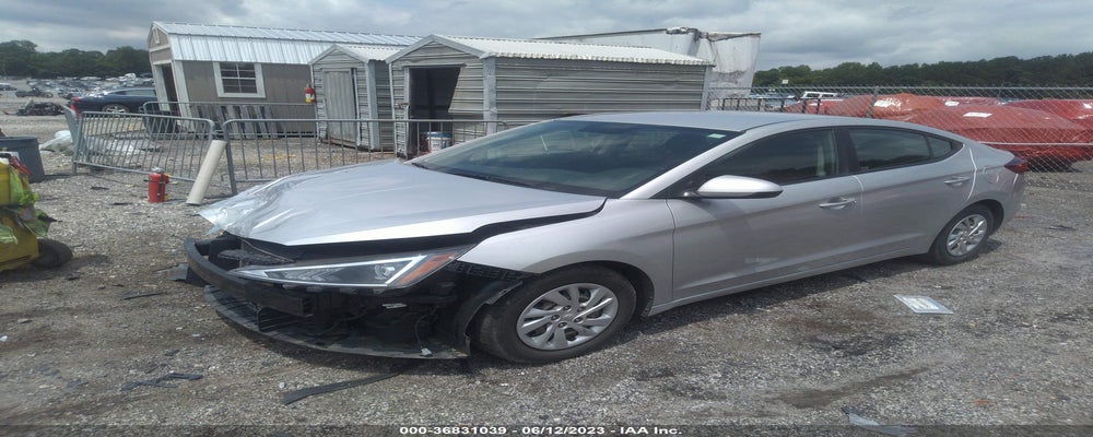 5NPD74LF2KH438383 2019 HYUNDAI ELANTRA photo no. 2
