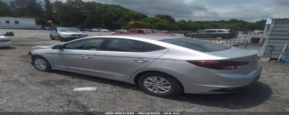 5NPD74LF2KH438383 2019 HYUNDAI ELANTRA photo no. 3