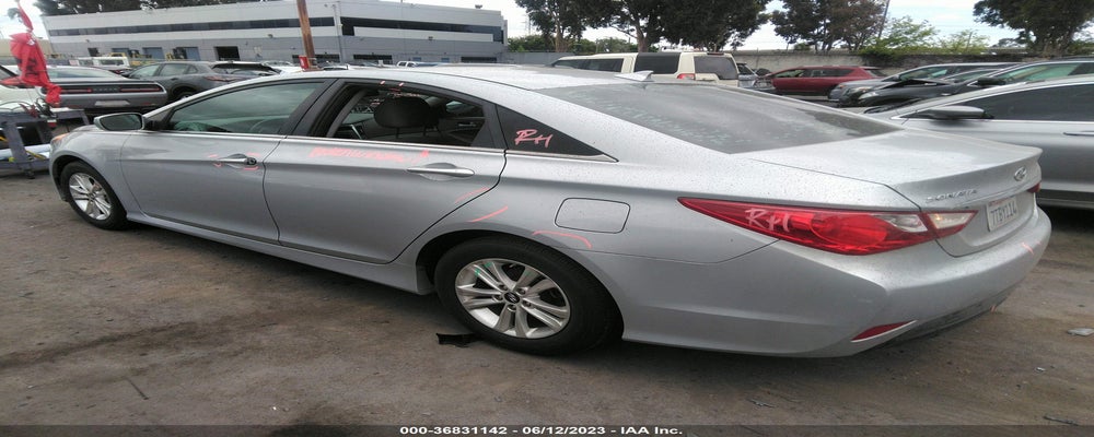 5NPEB4AC2EH859570 2014 HYUNDAI SONATA photo no. 3