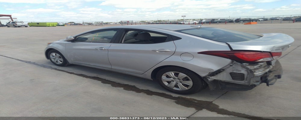 KMHDH4AE5GU573793 2016 HYUNDAI ELANTRA photo no. 3