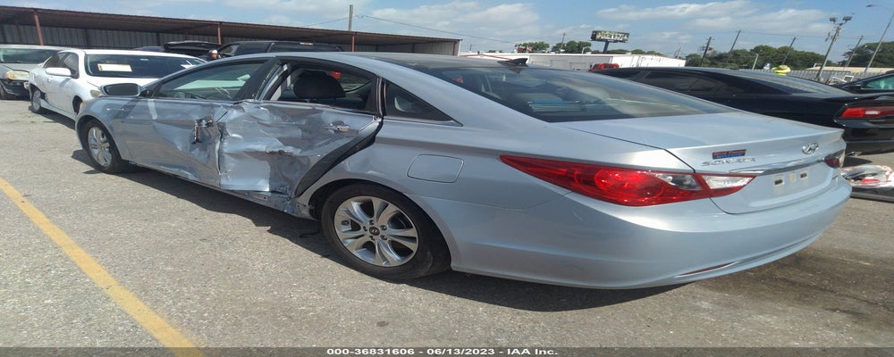 5NPEC4AC3DH516634 2013 HYUNDAI SONATA photo no. 3
