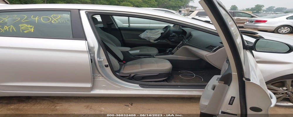 5NPD84LFXHH067821 2017 HYUNDAI ELANTRA photo no. 5
