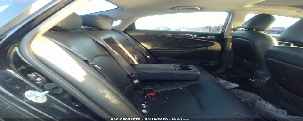 5NPEC4AC1BH307115 2011 HYUNDAI SONATA photo no. 8