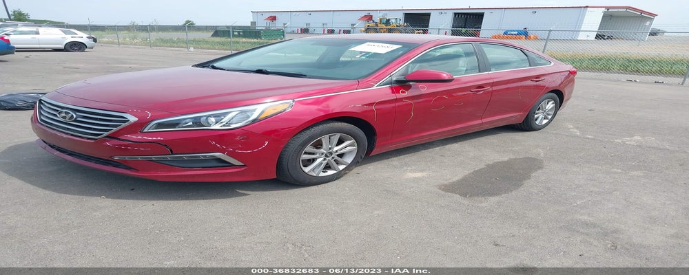 5NPE24AF9FH199135 2015 HYUNDAI SONATA photo no. 2