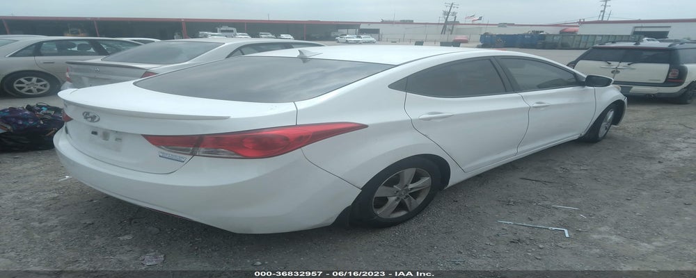 5NPDH4AE2CH124533 2012 HYUNDAI ELANTRA photo no. 4