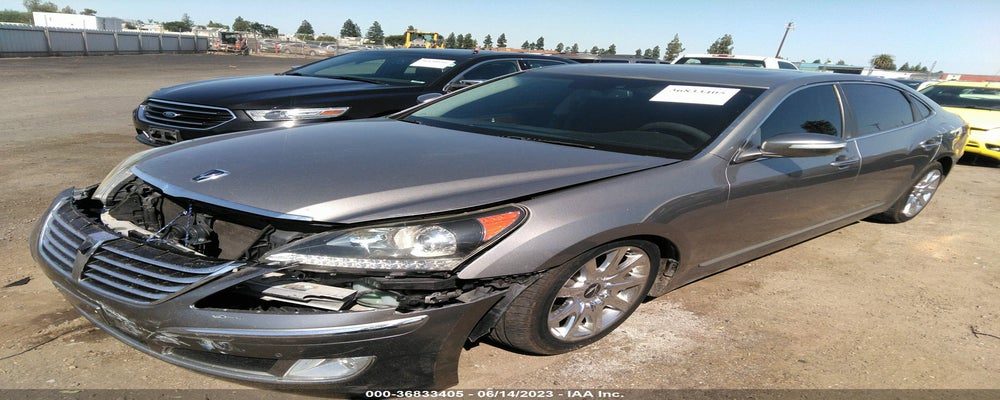 KMHGH4JF2BU041884 2011 HYUNDAI EQUUS photo no. 2
