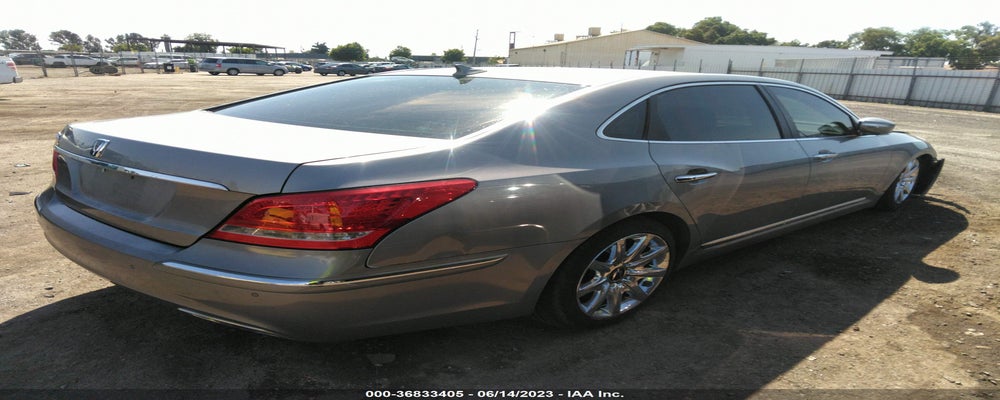 KMHGH4JF2BU041884 2011 HYUNDAI EQUUS photo no. 4