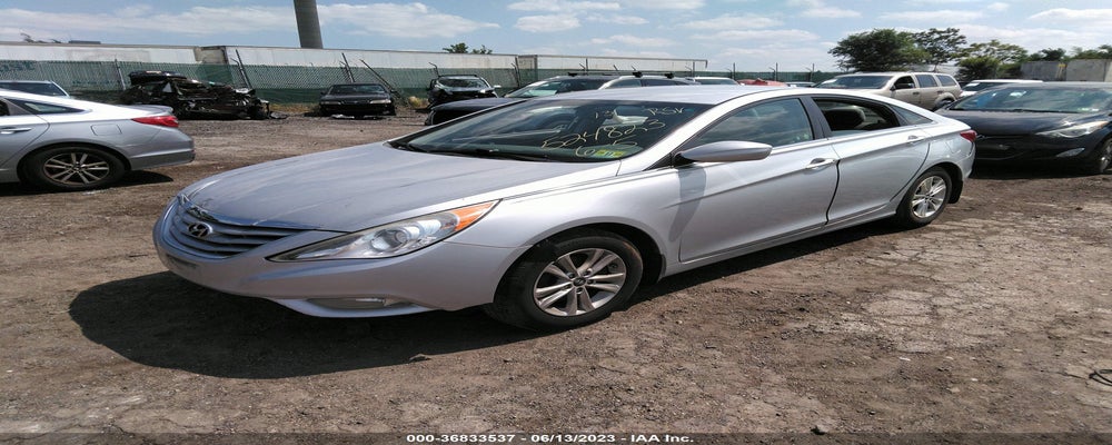 5NPEB4AC9DH524823 2013 HYUNDAI SONATA photo no. 2