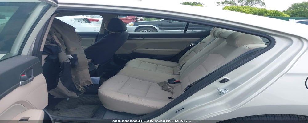 5NPD84LF9HH044403 2017 HYUNDAI ELANTRA photo no. 8