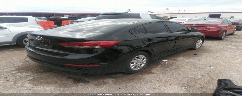 5NPD74LF9JH214641 2018 HYUNDAI ELANTRA photo no. 4