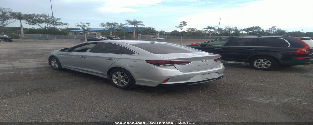 5NPE34AF9JH667564 2018 HYUNDAI SONATA photo no. 3