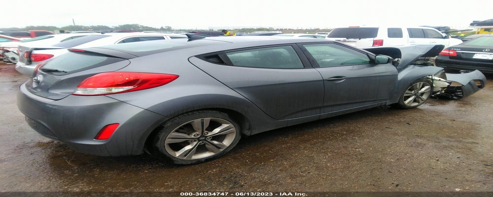 KMHTC6AD3GU300168 2016 HYUNDAI VELOSTER photo no. 4