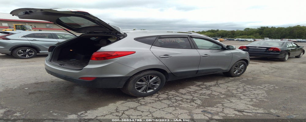 KM8JUCAG5FU074680 2015 HYUNDAI TUCSON photo no. 4