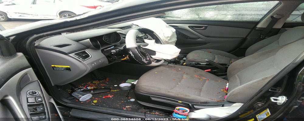 5NPDH4AE1GH757207 2016 HYUNDAI ELANTRA photo no. 5