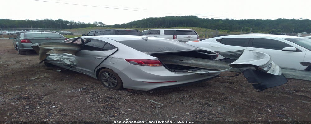 5NPD84LF1JH235318 2018 HYUNDAI ELANTRA photo no. 3