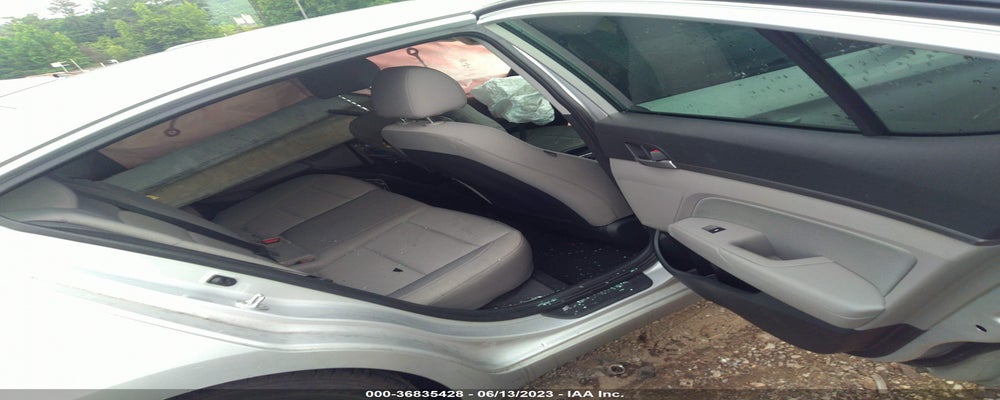 5NPD84LF1JH235318 2018 HYUNDAI ELANTRA photo no. 8