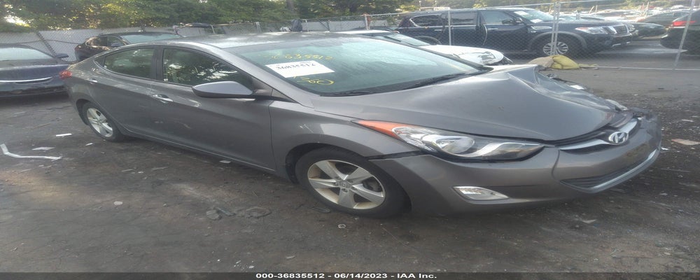 5NPDH4AE2DH228957 2013 HYUNDAI ELANTRA photo no. 2