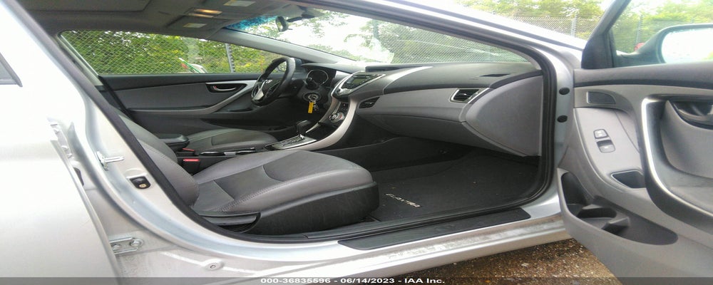 5NPDH4AEXBH003828 2011 HYUNDAI ELANTRA photo no. 5