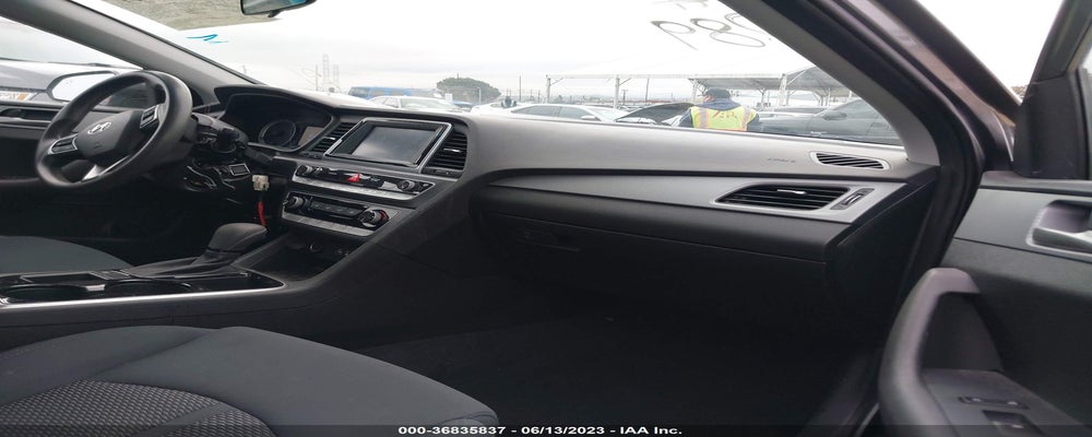 5NPE24AF5JH694537 2018 HYUNDAI SONATA photo no. 5