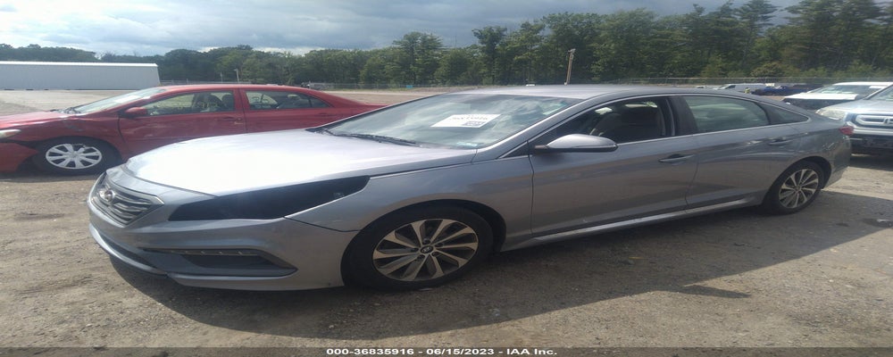 5NPE34AFXFH080636 2015 HYUNDAI SONATA photo no. 2
