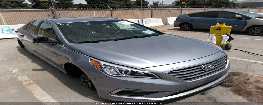 5NPE24AF7FH232696 2015 HYUNDAI SONATA photo no. 1