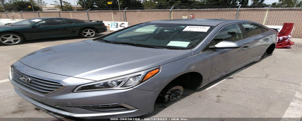 5NPE24AF7FH232696 2015 HYUNDAI SONATA photo no. 2