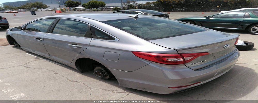 5NPE24AF7FH232696 2015 HYUNDAI SONATA photo no. 3