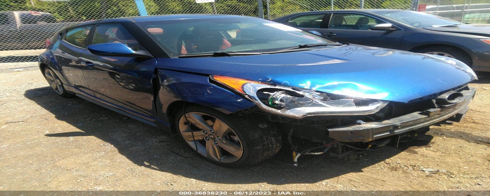 KMHTC6AE4FU241834 2015 HYUNDAI VELOSTER photo no. 2