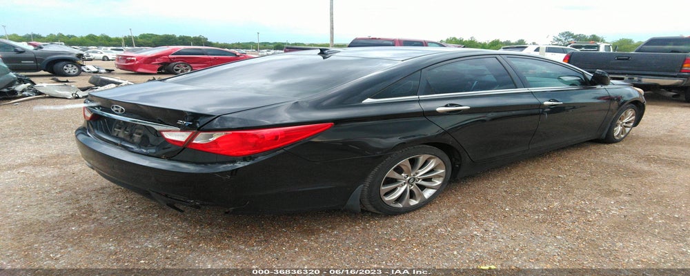 5NPEC4AB4CH431064 2012 HYUNDAI SONATA photo no. 4