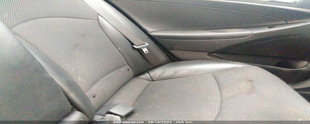 5NPEC4AB4CH431064 2012 HYUNDAI SONATA photo no. 8
