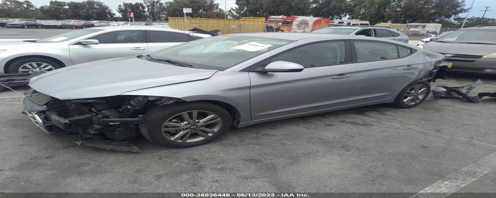 5NPD84LF4HH161144 2017 HYUNDAI ELANTRA photo no. 2