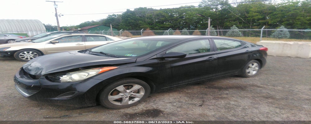 KMHDH4AE3BU125528 2011 HYUNDAI ELANTRA photo no. 2