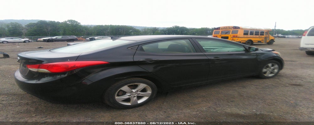 KMHDH4AE3BU125528 2011 HYUNDAI ELANTRA photo no. 4