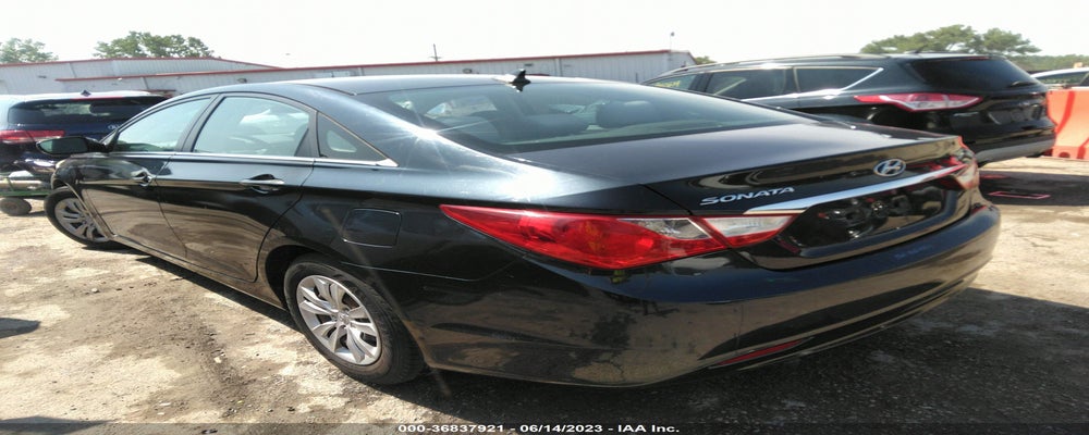 5NPEB4AC2BH098230 2011 HYUNDAI SONATA photo no. 3