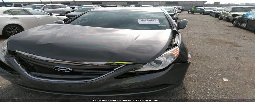 5NPEB4AC2EH834166 2014 HYUNDAI SONATA photo no. 2