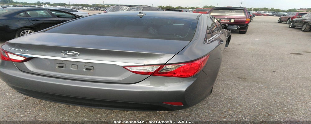 5NPEB4AC2EH834166 2014 HYUNDAI SONATA photo no. 4