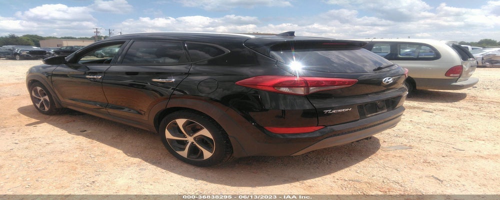 KM8J33A23GU220986 2016 HYUNDAI TUCSON photo no. 3