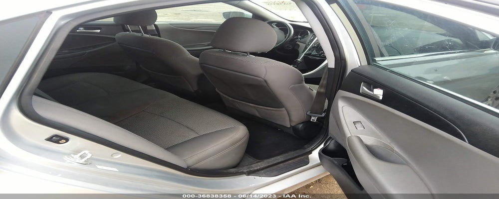 5NPEB4AC0BH149210 2011 HYUNDAI SONATA photo no. 8